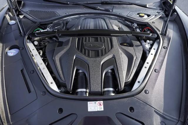 2023 Porsche Panamera E-Hybrid 4