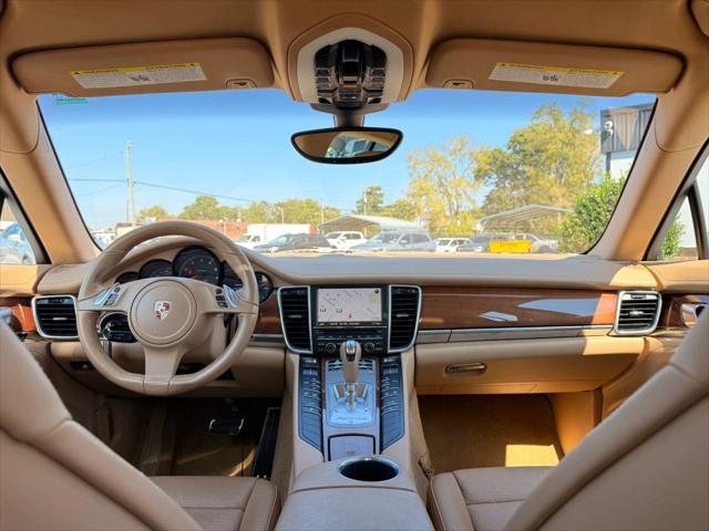 2012 Porsche Panamera 4