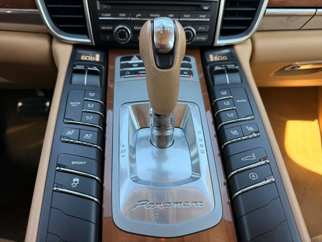 2012 Porsche Panamera 4