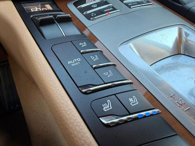 2012 Porsche Panamera 4
