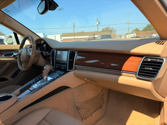 2012 Porsche Panamera 4