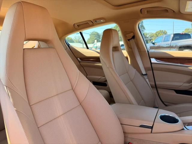 2012 Porsche Panamera 4
