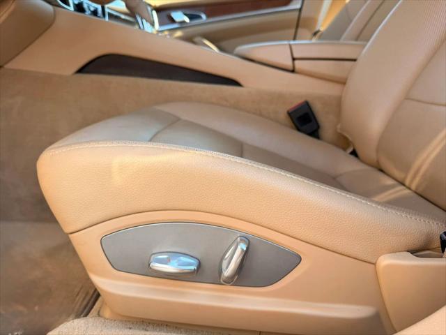2012 Porsche Panamera 4