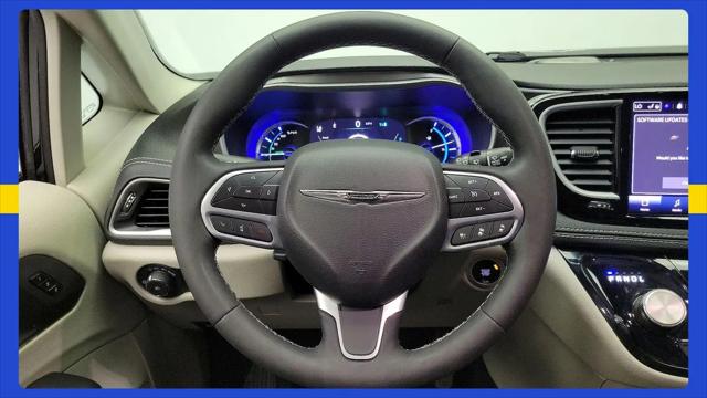 2023 Chrysler Pacifica Hybrid Touring L