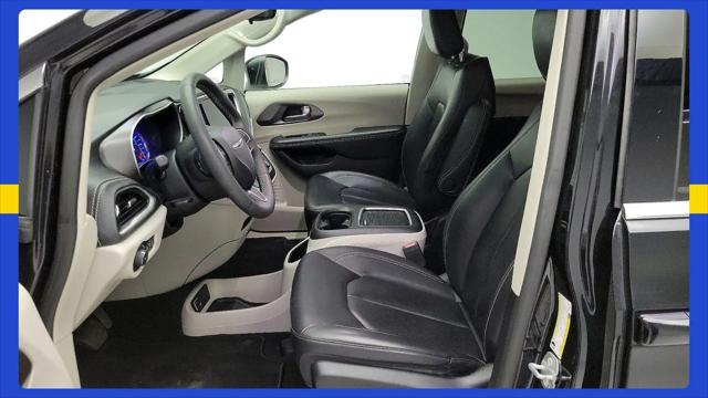 2023 Chrysler Pacifica Hybrid Touring L
