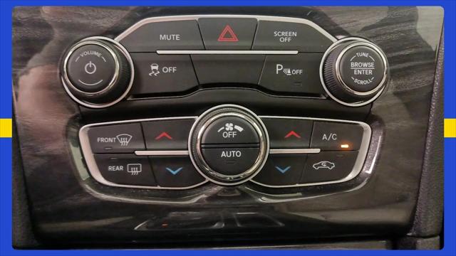 2021 Chrysler 300 Touring L