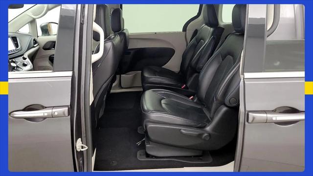 2021 Chrysler Pacifica Hybrid Touring L