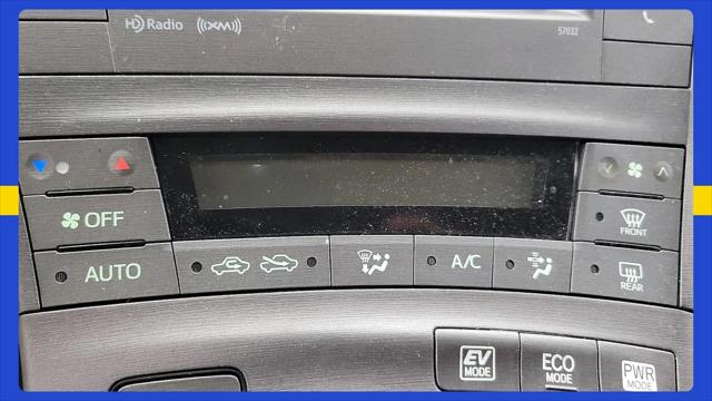 2015 Toyota Prius Three