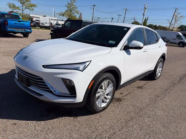 2025 Buick NV Preferred FWD for sale in Farmington Hills, MI