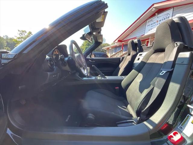 2021 Mazda MX-5 Sport