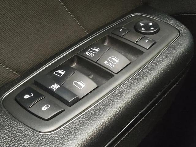 2021 Dodge Charger SXT RWD