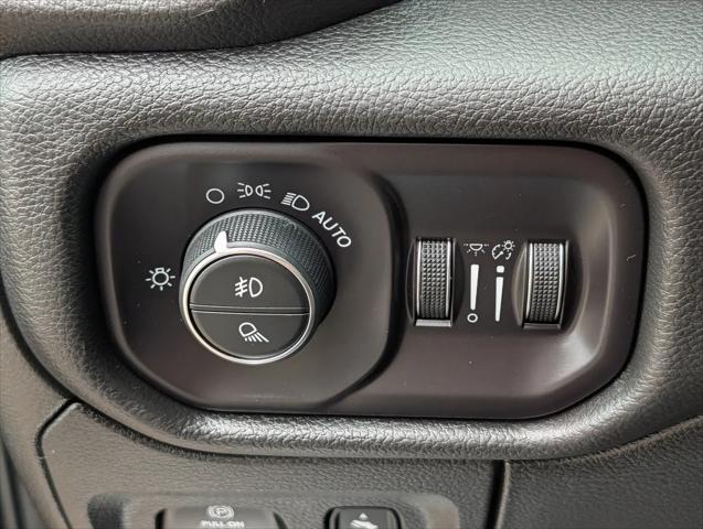 2019 Ram 1500 Laramie Crew Cab 4x4 57 Box