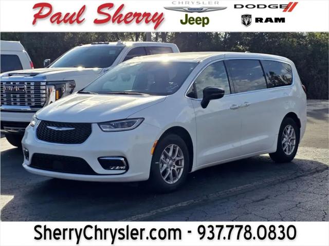 2025 Chrysler Pacifica Select for sale in Piqua, OH