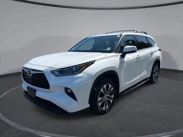 2021 Toyota Highlander XLE for sale in Eatontown, NJ