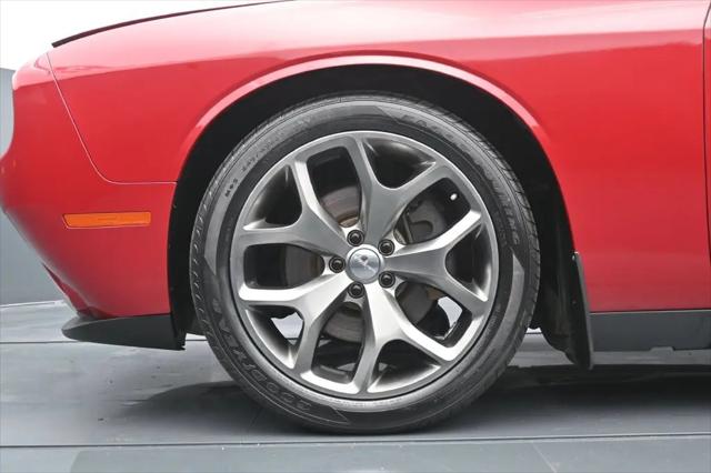 2015 Dodge Challenger SXT Plus