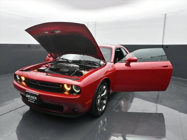 2015 Dodge Challenger SXT Plus