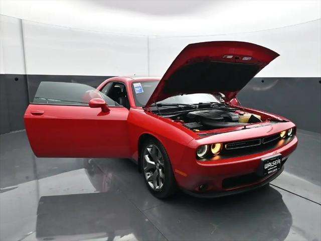 2015 Dodge Challenger SXT Plus