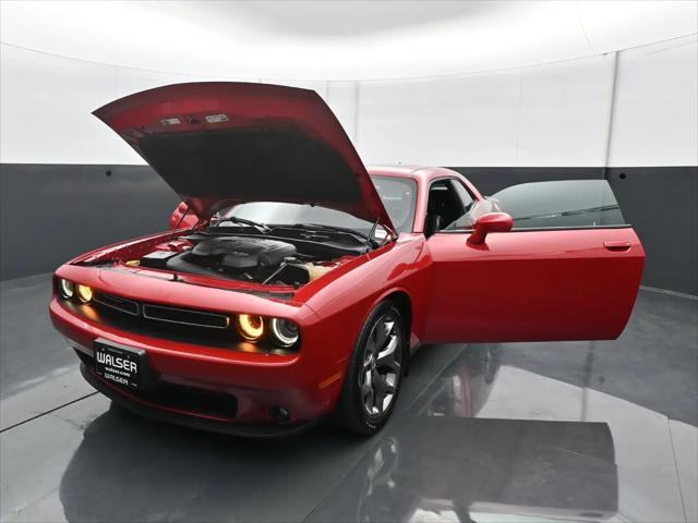 2015 Dodge Challenger SXT Plus