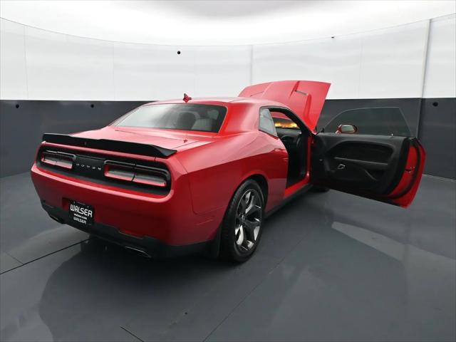 2015 Dodge Challenger SXT Plus