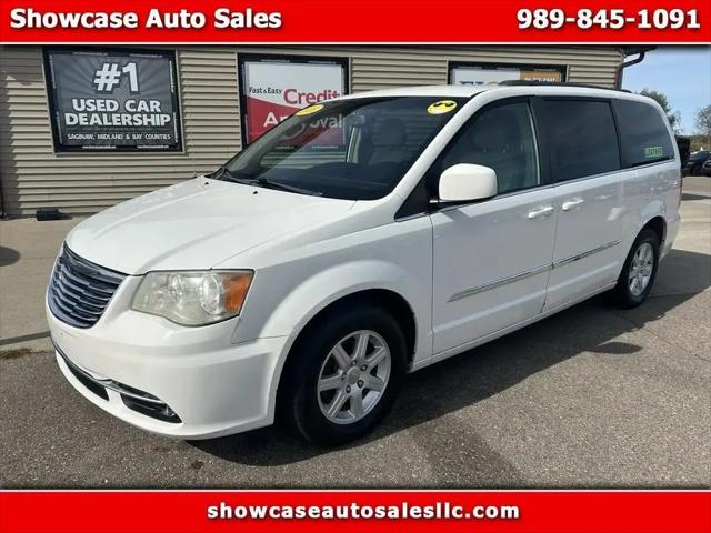 2013 Chrysler Town & Country Touring for sale in Chesaning, MI