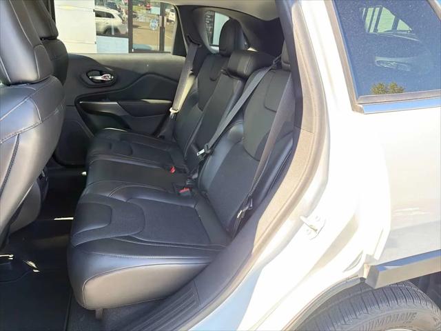 2020 Jeep Cherokee Limited FWD