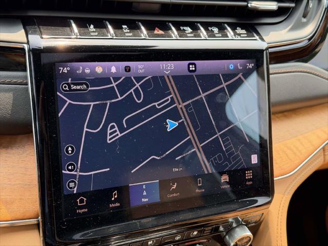2023 Jeep Grand Cherokee L Summit Reserve 4x4 2023 Jeep Grand Cherokee L Summit Reserve 4x4