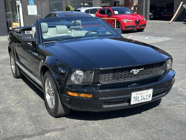 2005 Ford Mustang Premium