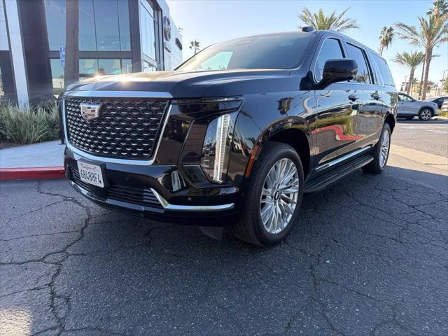 2025 Cadillac Escalade ESV Premium Luxury
