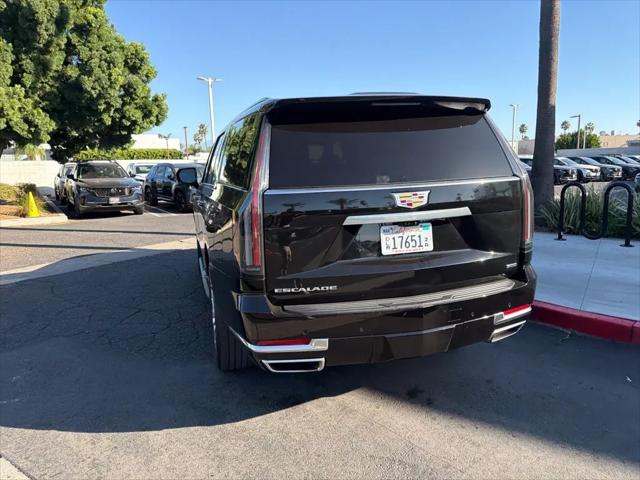2025 Cadillac Escalade ESV Premium Luxury