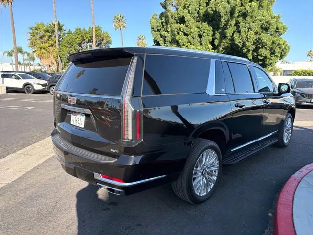 2025 Cadillac Escalade ESV Premium Luxury