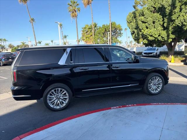 2025 Cadillac Escalade ESV Premium Luxury