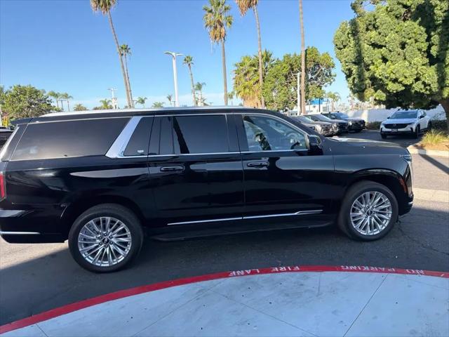 2025 Cadillac Escalade ESV Premium Luxury