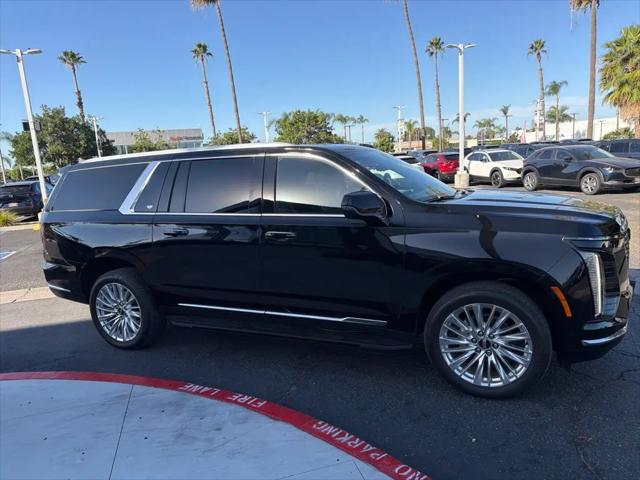 2025 Cadillac Escalade ESV Premium Luxury