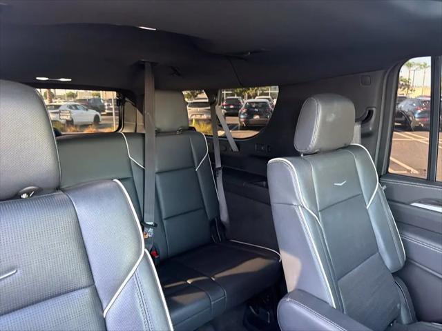 2025 Cadillac Escalade ESV Premium Luxury