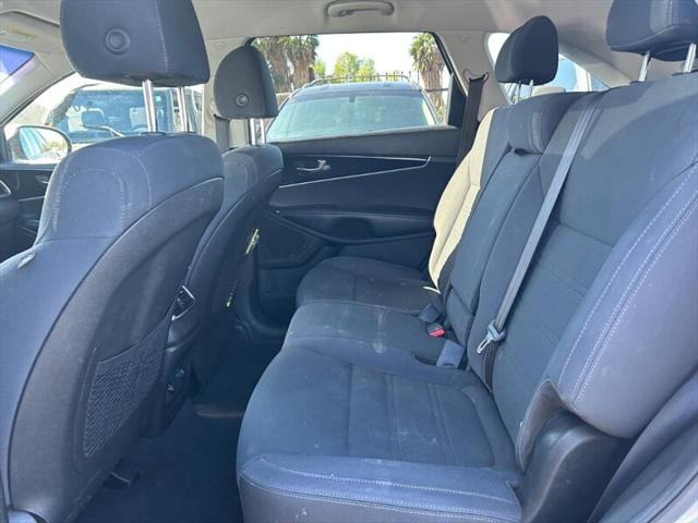 2019 Kia Sorento 3.3L LX