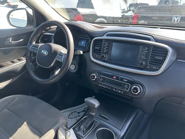 2019 Kia Sorento 3.3L LX