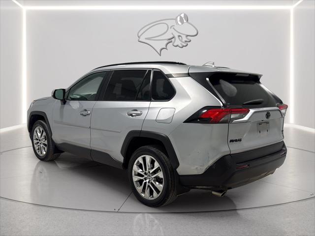 2020 Toyota RAV4 XLE Premium