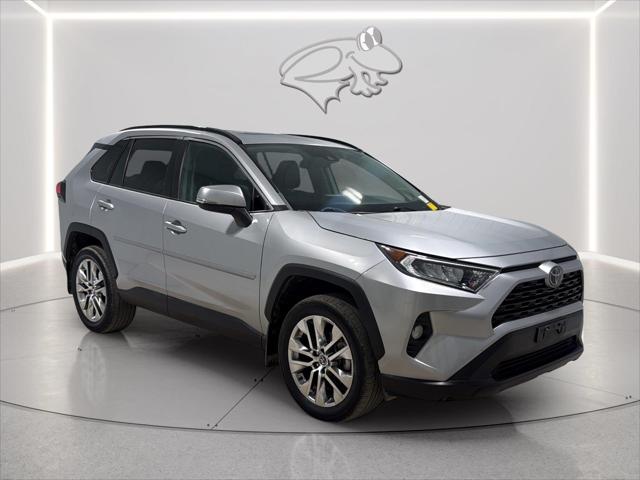 2020 Toyota RAV4 XLE Premium