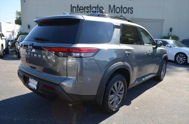 2025 Nissan Pathfinder SV FWD