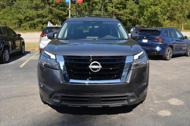 2025 Nissan Pathfinder SV FWD