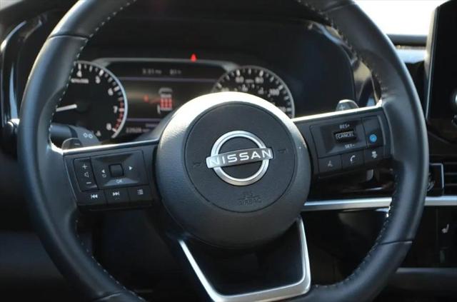 2025 Nissan Pathfinder SV FWD