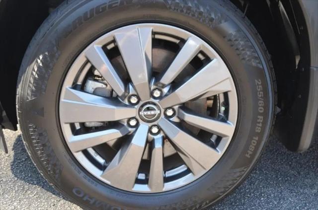 2025 Nissan Pathfinder SV FWD