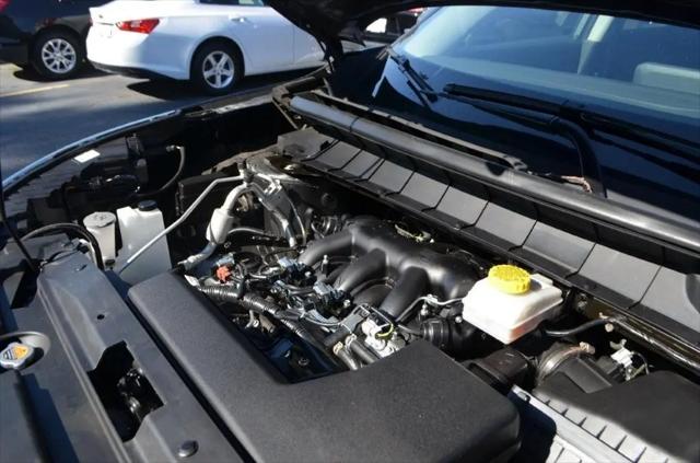 2025 Nissan Pathfinder SV FWD