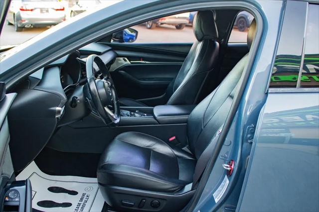 2019 Mazda Mazda3 Premium Package