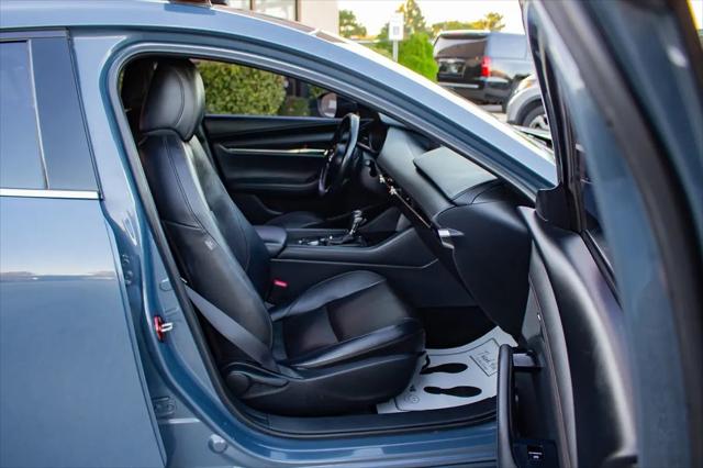 2019 Mazda Mazda3 Premium Package