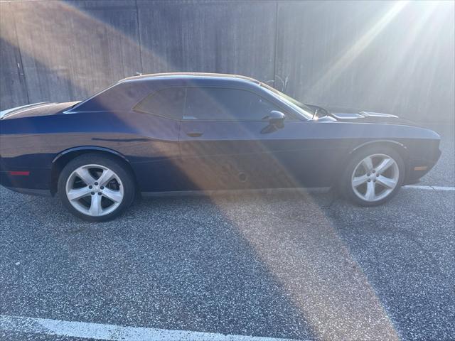 2013 Dodge Challenger SXT Plus