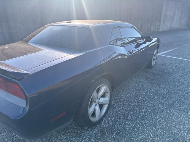 2013 Dodge Challenger SXT Plus