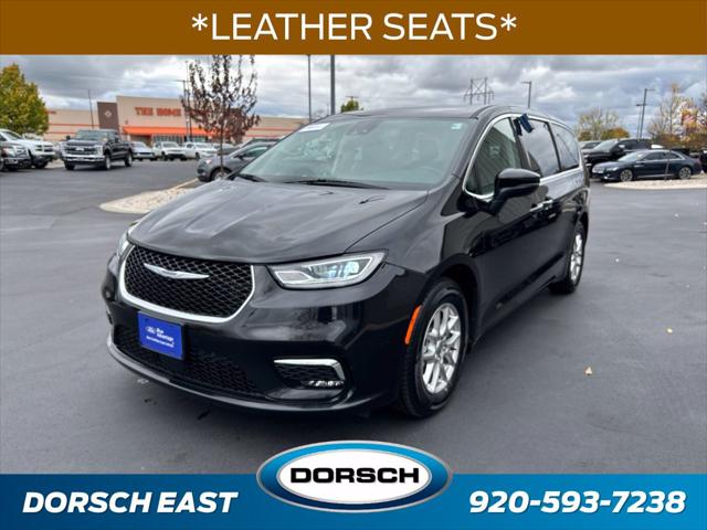 2023 Chrysler Pacifica Touring L for sale in Green Bay, WI