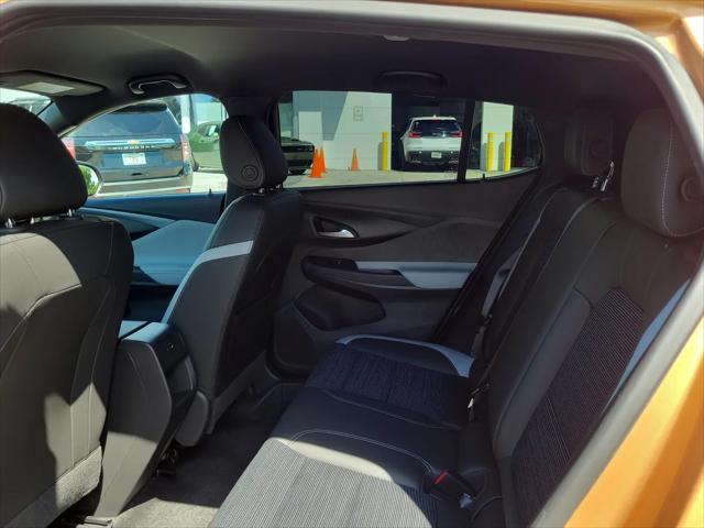 2024 Buick NV Preferred FWD
