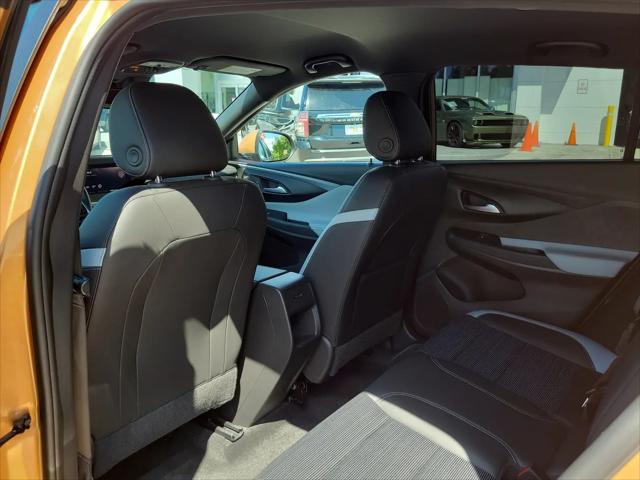 2024 Buick NV Preferred FWD